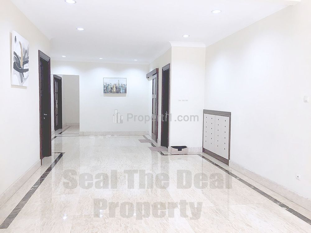 Disewakan Cepat Rumah Semi Furnished di Pondok Indah Jakarta Selatan STD370