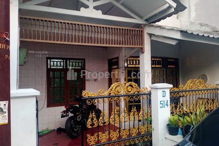 Dijual Rumah 2 Lantai 3 Kamar Tidur di Bekasi Timur, dekat Gerbang Tol Bekasi Timur