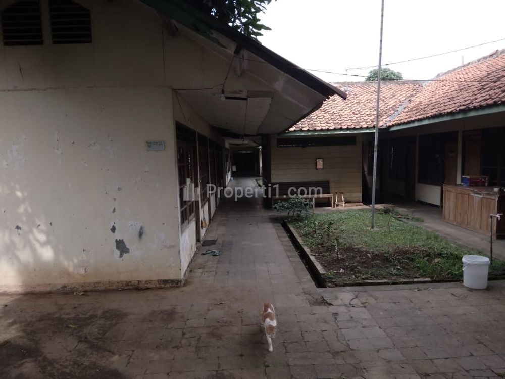 Dijual Rumah Depok Cocok untuk Usaha (Lokasi di Pinggir Tol)