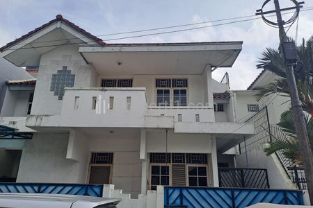 Dijual Rumah Siap Huni Lokasi Strategis di Cipinang Indah, Jakarta Timur