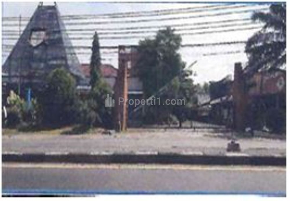 Dijual Tanah Ex Hotel Mojokerto, Pinggir Jalan Raya Arah Surabaya - Mojokerto, Dijamin Pasti Murah, Cocok untuk Pabrik, Luas Tanah 16.300m2