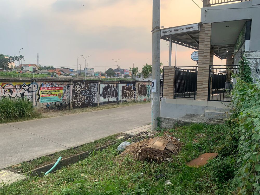 Dijual Rumah Depok Cocok untuk Usaha (Lokasi di Pinggir Tol)