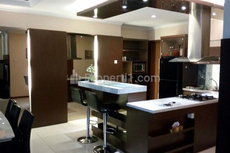Dijual Apartment Thamrin Executive Jakarta Pusat Dekat Grand Indonesia - 3+1 Bedroom Fully Furnished & Good View