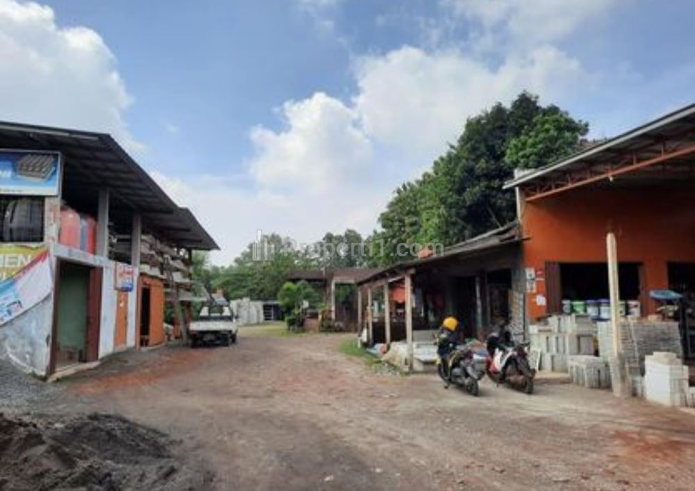 Dijual Usaha Material di Jalan Raya Pasir Angin Cileungsi Bogor