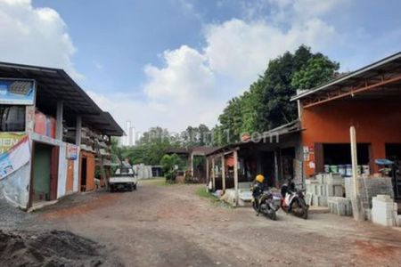 Dijual Usaha Material di Jalan Raya Pasir Angin Cileungsi Bogor