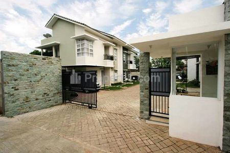 Sewa Kost Full Furnished dalam Cluster untuk Pasutri/Campur/Single di Ragunan Pasar Minggu Jakarta Selatan