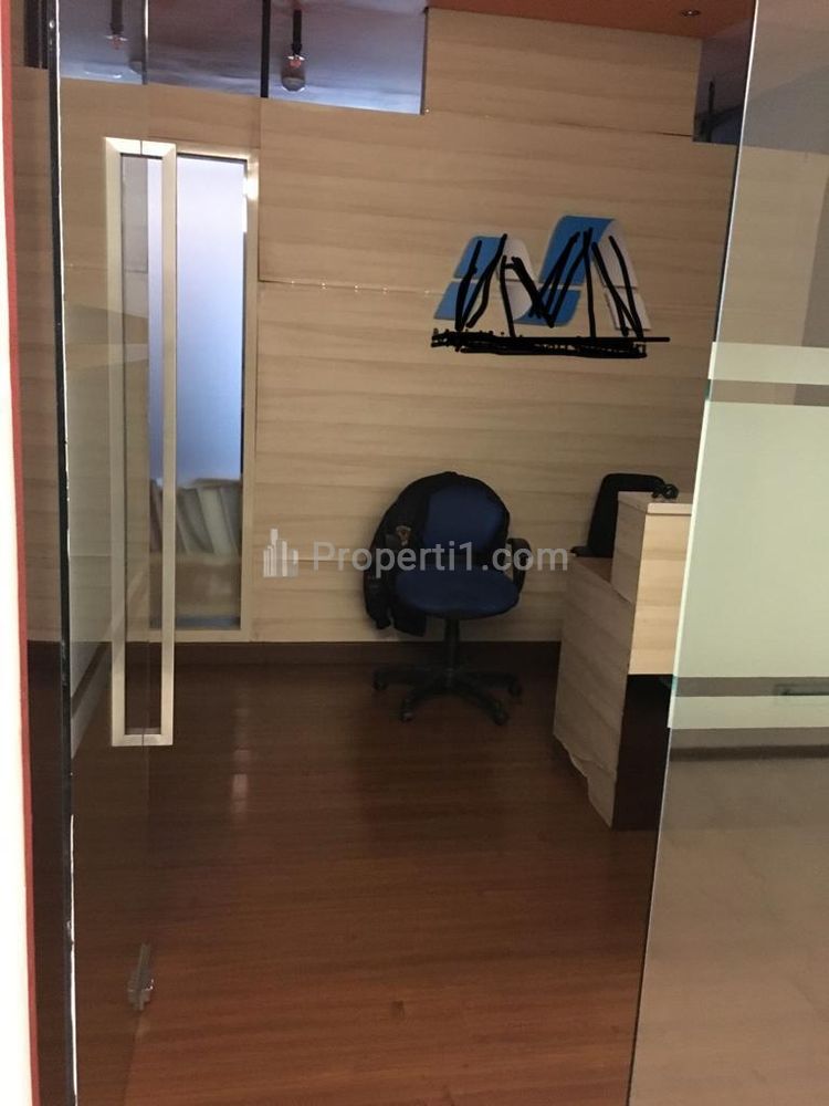 Jual Ruang Kantor Furnished Luas 155m2, Sovereign TB Simatupang Jakarta Selatan