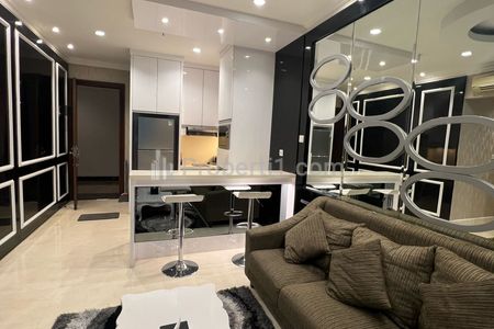 Dijual Apartemen Residence 8 Senopati di Kebayoran Baru Jakarta Selatan - 2BR  Fully Furnished