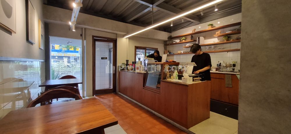Dijual Cafe Masih Beroperasi di Cimandiri Bandung, Belakang Gedung Sate