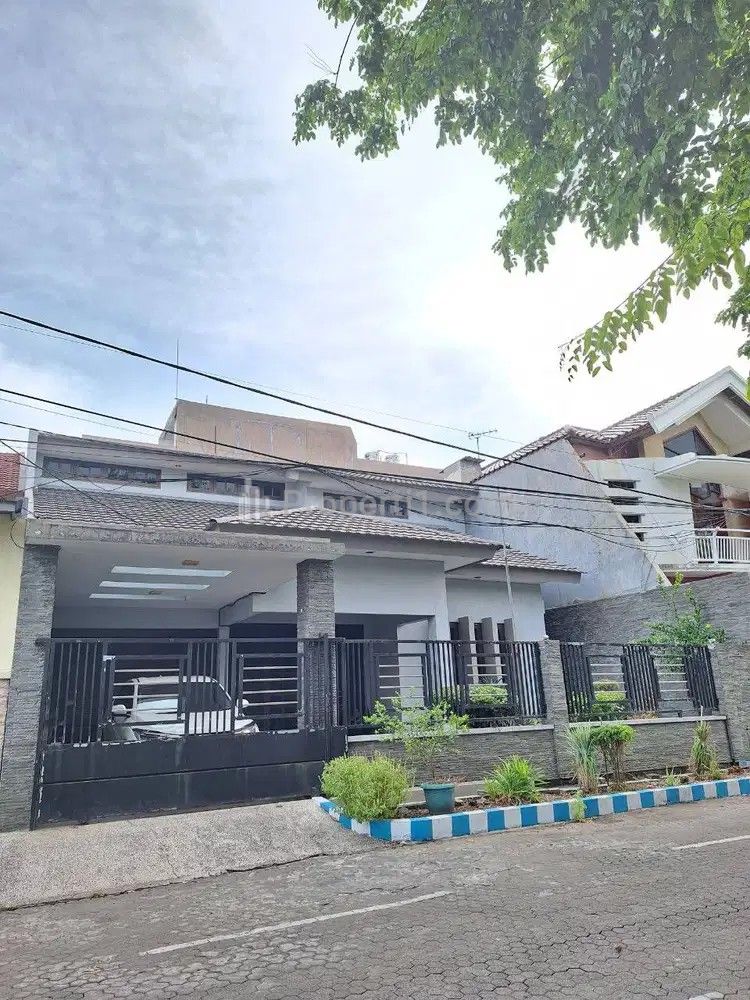 Jual Rumah Bagus Siap Dihuni di Jalan Tenggilis Tengah Surabaya Timur