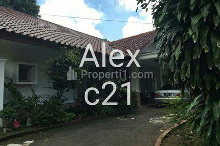 Dijual 2 Rumah di Atas 1 Tanah (Luas Hitung Tanah Saja) di Senopati Area Jakarta Selatan, Dekat SCBD