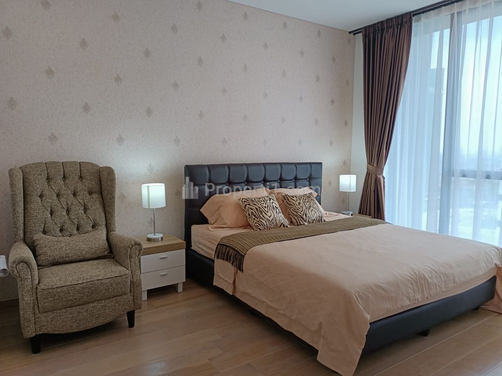 Dijual Apartemen Izzara Simatupang - 2 BR Full Furnished Luas 108m2