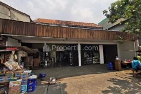 Dijual Tanah Bangunan Tua di Pramuka Jakarta Pusat, Luas 598 m2 SHM