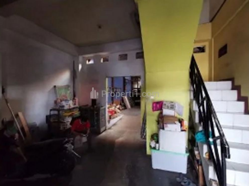 Dijual Tanah Bangunan Tua di Pramuka Jakarta Pusat, Luas 598 m2 SHM