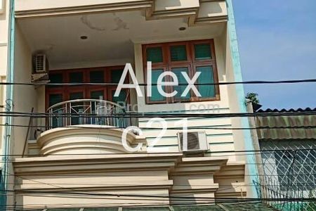 Dijual Rumah di Jl. Tanah Sereal, Tambora, Jakarta Barat