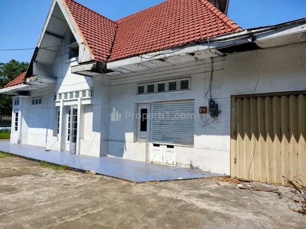 Jual Rumah Kosong Strategis Dekat Pusat Kota di Darmo Wonokromo, Surabaya Selatan