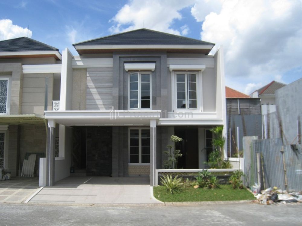 Jual Rumah Baru Mewah Elegant di Citraland Surabaya Villa Taman Telaga