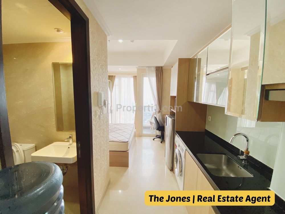 Sewa Apartemen Mewah Menteng Park Cikini Tower Diamond - Type Studio Fully Furnished & Good Condition