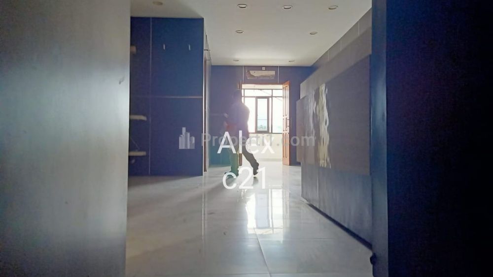 Dijual BU Rumah Lantai di Salemba Tengah Jakarta Pusat
