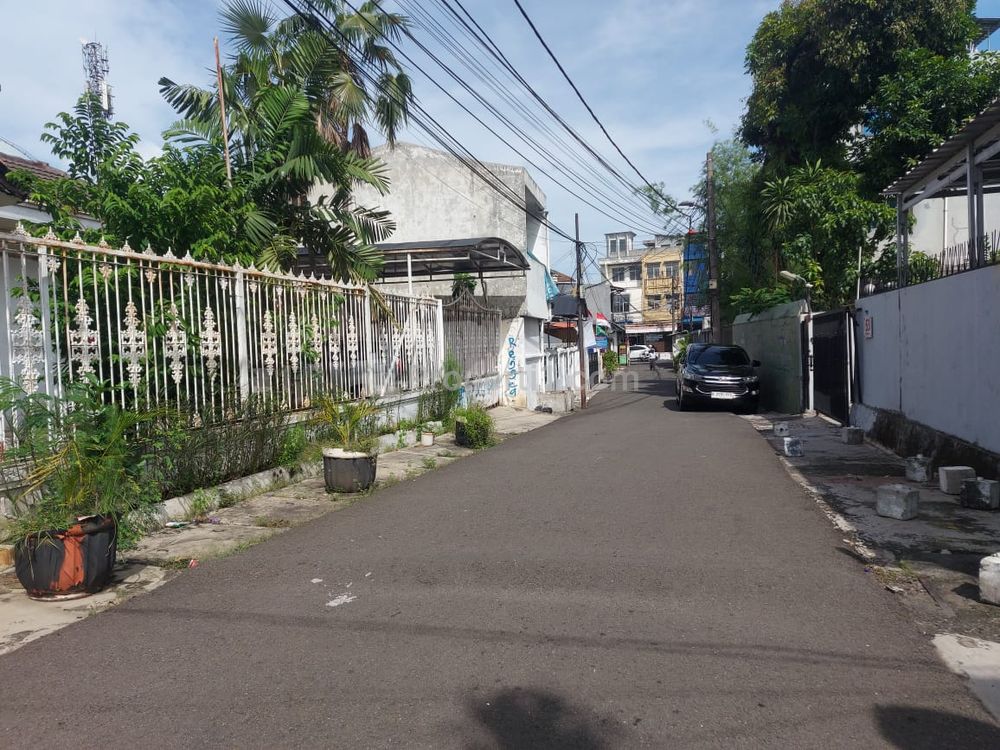 Dijual Rumah di Radio Dalam Jakarta Selatan, Lingkungan Bagus, Akses Jalan lebar