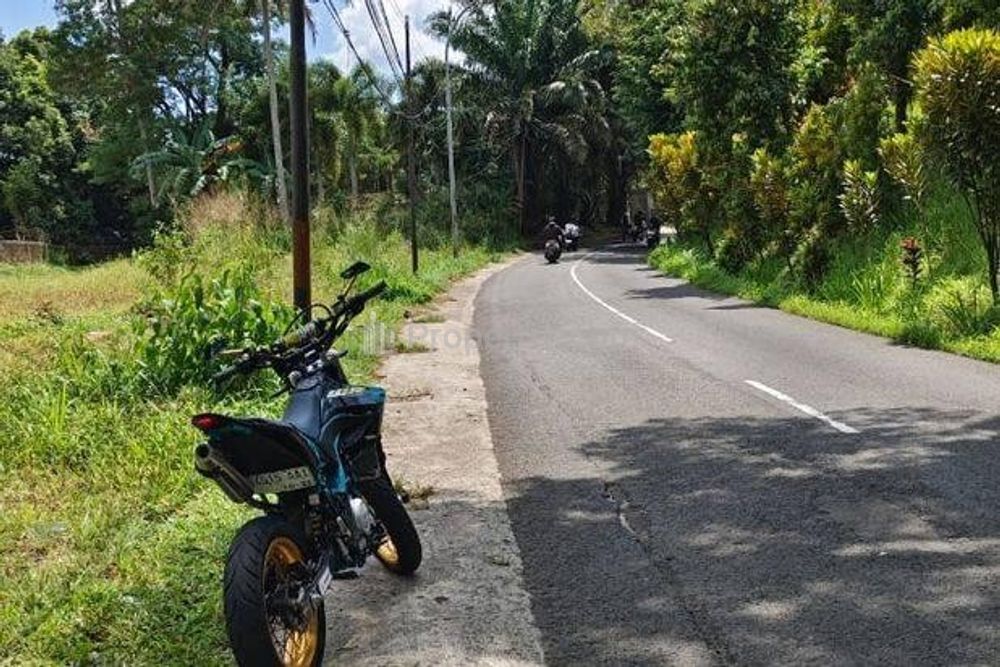 Dijual Tanah di Jalan Utama Cijeruk Bogor Luas 2.600 m2 SHM
