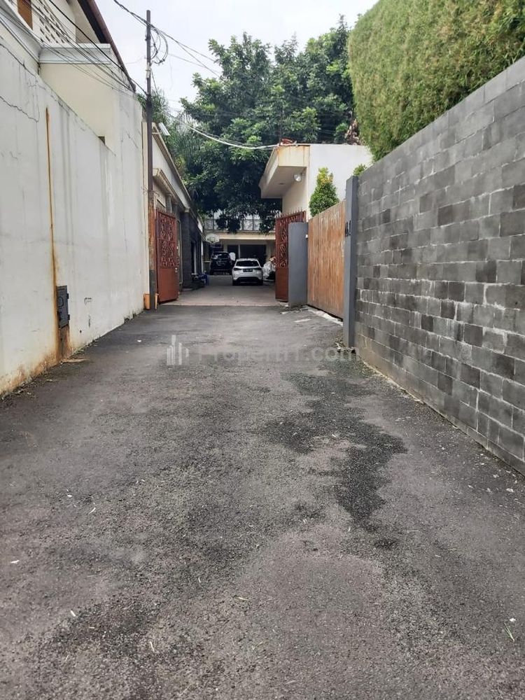Dijual Rumah di Kemang Selatan Jakarta Selatan, Posisi Rumah Kuldesak, Luas Tanah1468 m2