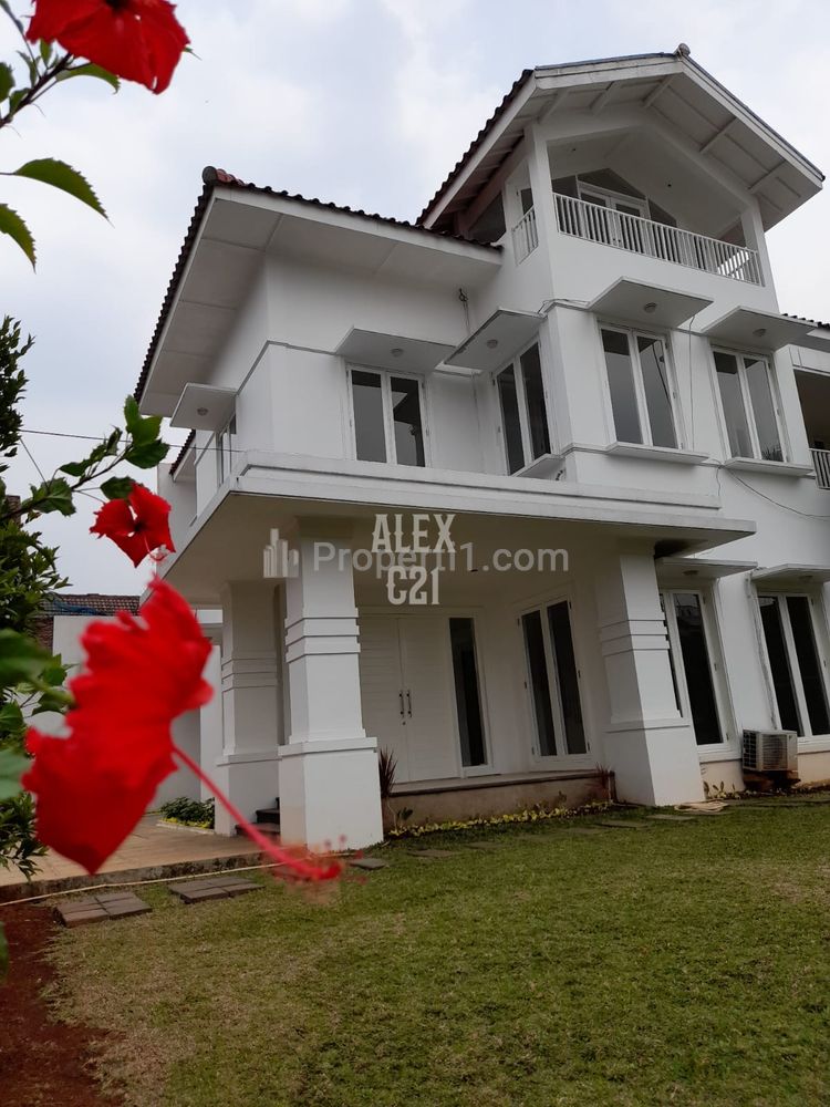 Disewakan Rumah di Cipete Selatan Jakarta Selatan (dekat Kemang dan Jeruk Purut)