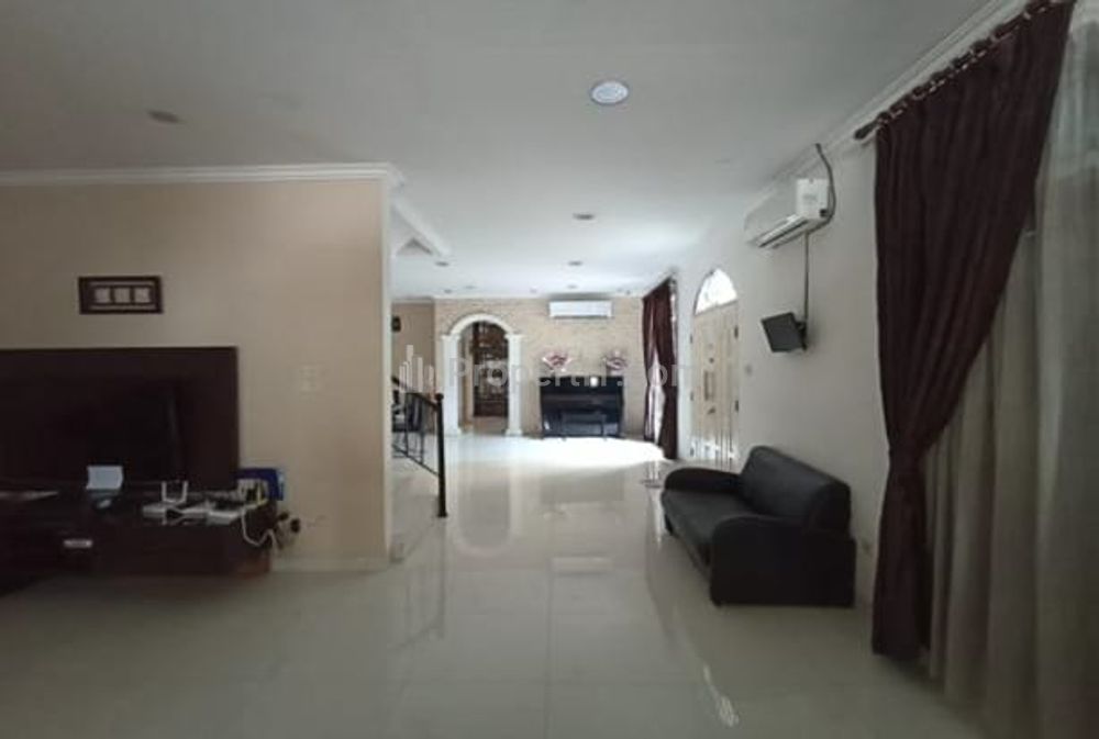 Dijual Termurah Rumah Hook di Taman Pluit, Penjaringan, Jakarta Utara