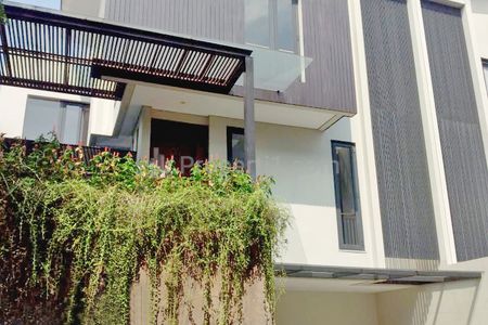 Dijual Cepat Town House di Area Cilandak Jakarta Selatan STD416