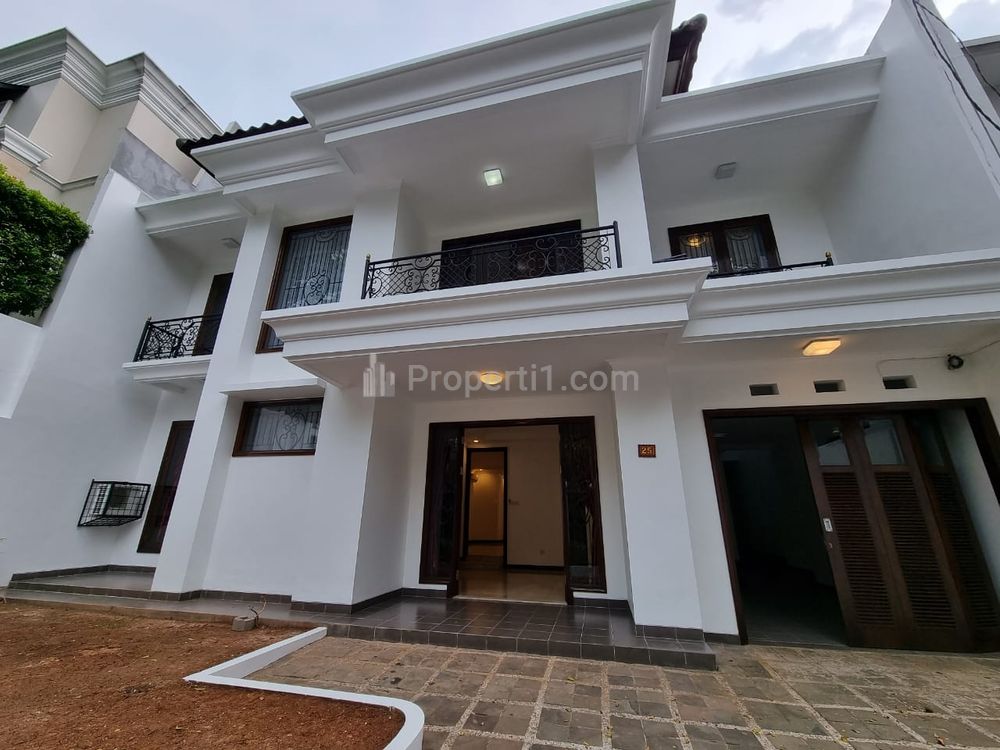Disewakan Rumah Tahunan di Pondok Indah Jakarta Selatan