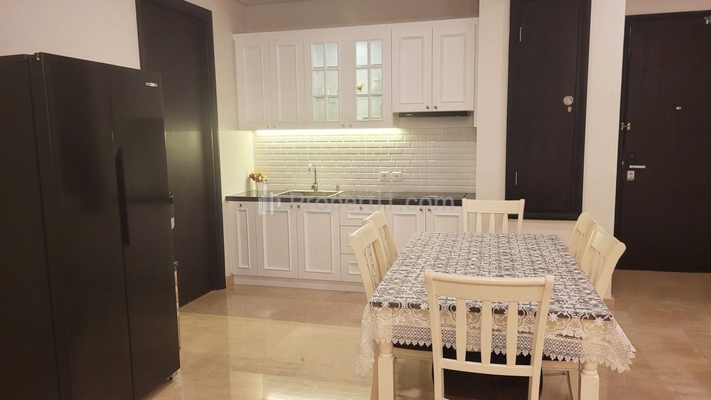 Sewa Apartment Sudirman Suites Jakarta Pusat - 3+1 Bedrooms Modern Furnished