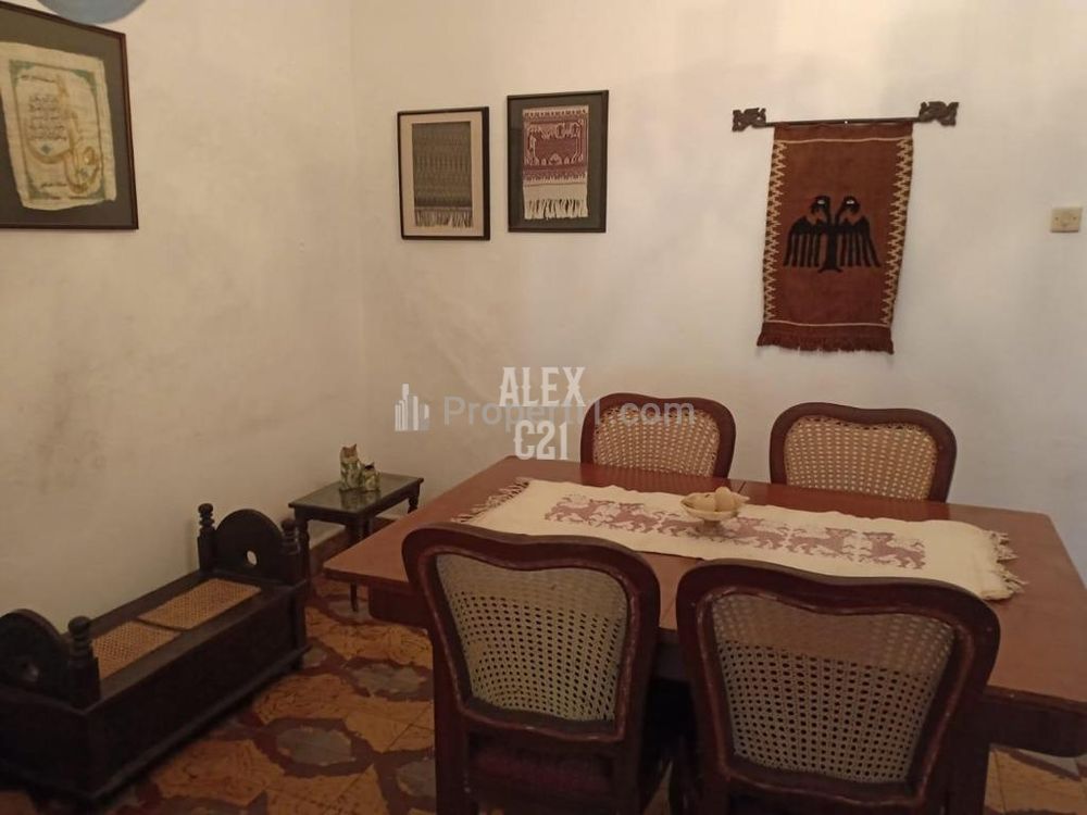Dijual Rumah dan Tanah di Menteng, Jakarta Pusat