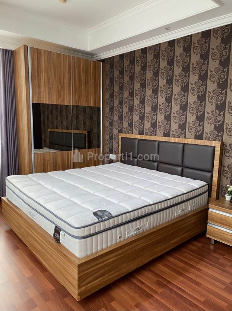 Sewa Apartemen Denpasar Residence Kuningan City 3+1 Bedrooms Fully Furnished