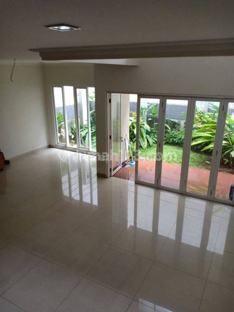 Rumah Baru Dijual Bebas Banjir di Kemang Timur, Jakarta Selatan