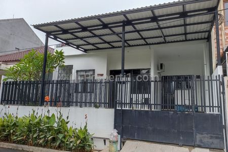 Jual Rumah SHM Siap Pakai Terletak di Jalan Aries Asri, Meruya Utara, Jakarta Barat