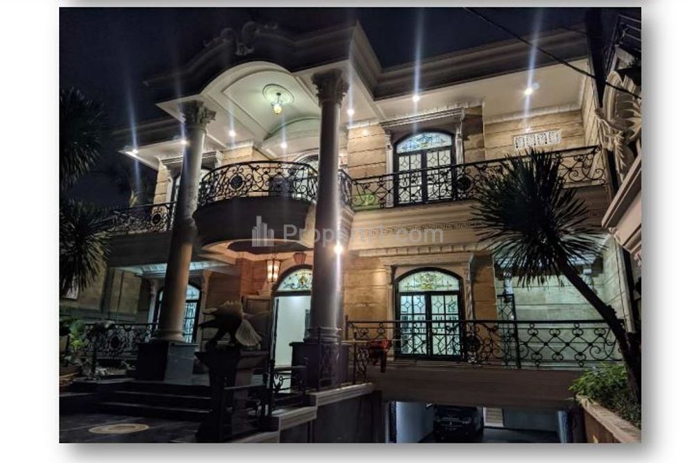 Jual Rumah Mewah Megah di Jl. Prof. Moch Yamin, Menteng, Jakarta Pusat