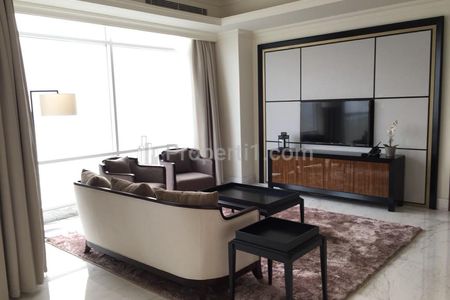 Good Unit For Rent Apartment Botanica at Simprug Area Best Price - 2+1BR Fully Furnished