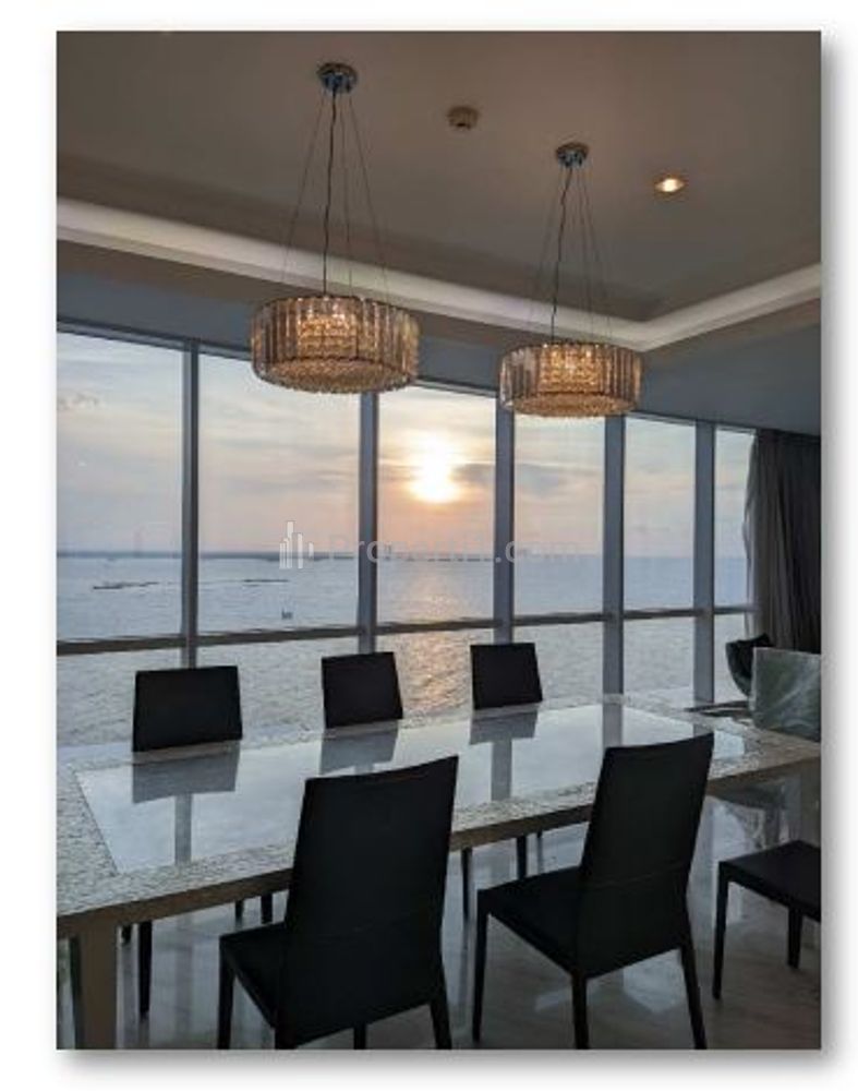 Jual Apartemen Regatta Murah Banting Harga - 4 Kamar Tidur Fully Furnished