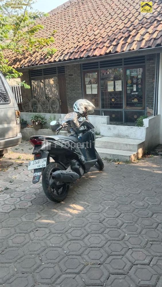 Jual Cepat Tanah Bonus Bangunan Lama Lokasi Strategis Cocok Untuk Komersial di Main Road Arcamanik Bandung