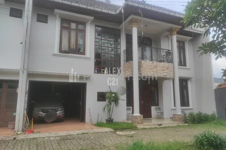 Dijual Rumah Town House 1 Komplek di Pondok Labu, Cilandak, Jakarta Selatan