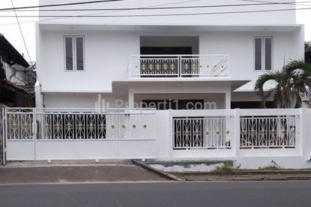 Dijual Rumah Mewah di Kawasan Bintaro Jakarta Selatan