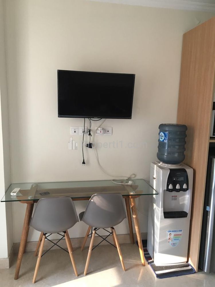 Jual Apartemen Menteng Park Tipe Studio Fully Furnished, Dekat Taman Ismail Marzuki, RSCM, Bunda Hospital, dan Kampus UI Salem