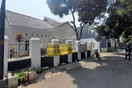 Jual Rumah Bagus di Perum Griya Mandiri Kebayoran Baru Jakarta Selatan