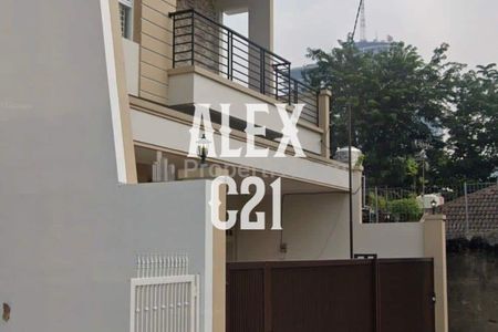 Dijual Rumah B U di Taman Meruya Ilir, Jakarta Barat, Dekat Polsek Kembangan