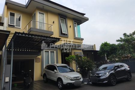 Dijual BU! Rumah Town House di Pejaten Barat Jakarta Selatan