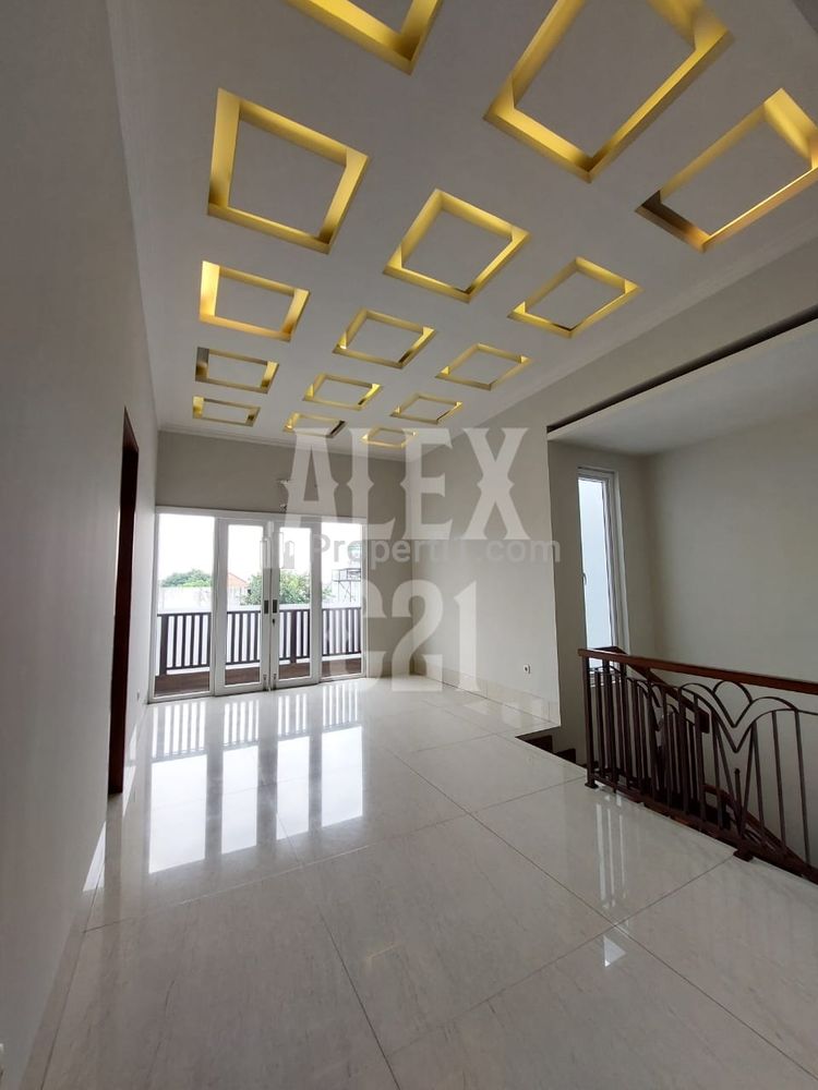 Dijual Rumah Mewah Baru Minimalis di Area Ampera, Cilandak Timur, Jakarta Selatan