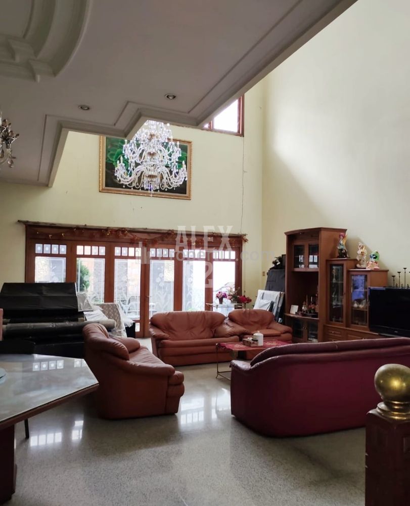 Dijual BU! Rumah Taman Alfa Indah, Jakarta Barat