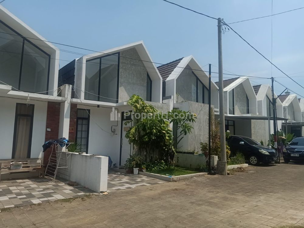DIjual Rumah Villa Siap Huni Dekat Kampus UB di Dau Malang