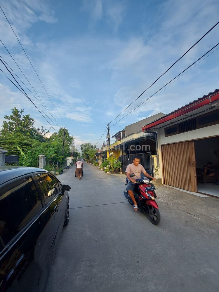 Dijual Kost Aktif 8 Kamar di Tlogosari Pedurungan Semarang dekat USM UpGris Poltek PU dan Unissula