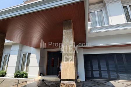 Dijual Rumah Brand New Fully Furnished di Kemang Jakarta Selatan